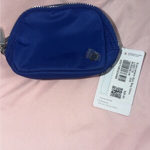 Lululemon Riverside blue belt bag nano
